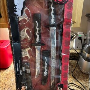 BRUCE LEE VINTAGE Sword Set.